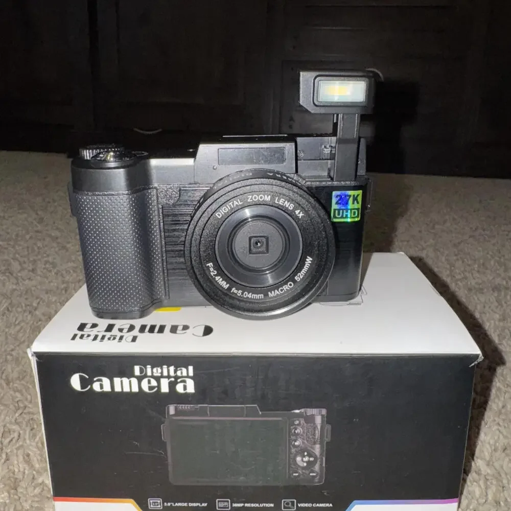 Digital Camera 3in LCD 180 Degree Flip Screen Digital Camera, 30MP 2.7K HD Video